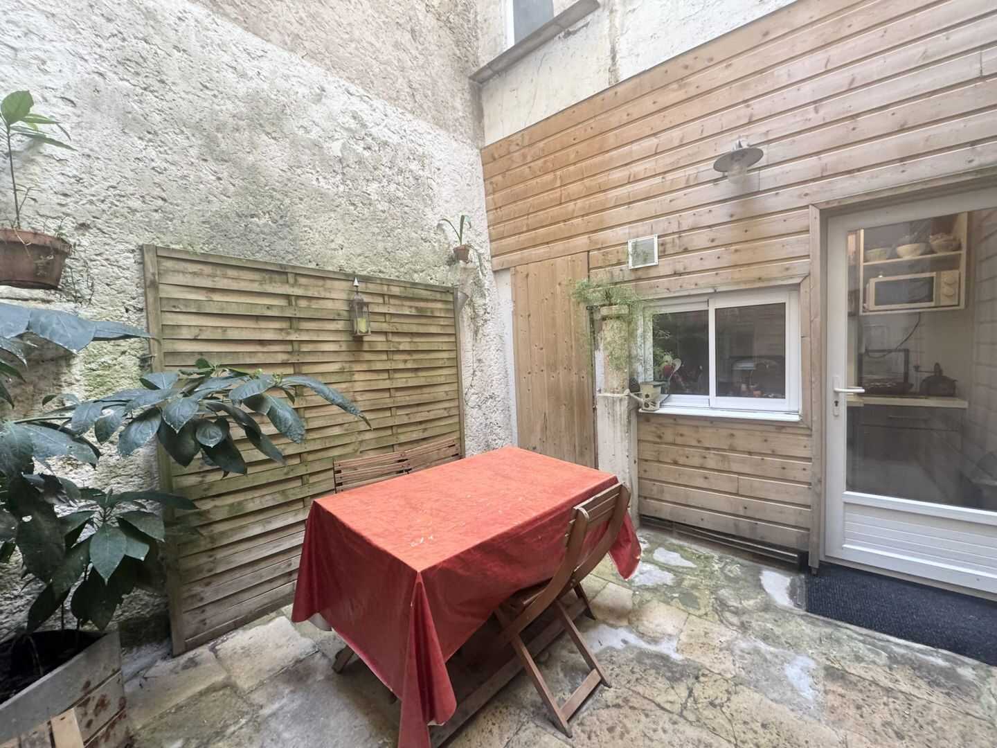 Appartement 1 pièce 32 m² · à Bordeaux · 31,9 m² · 179 000 €