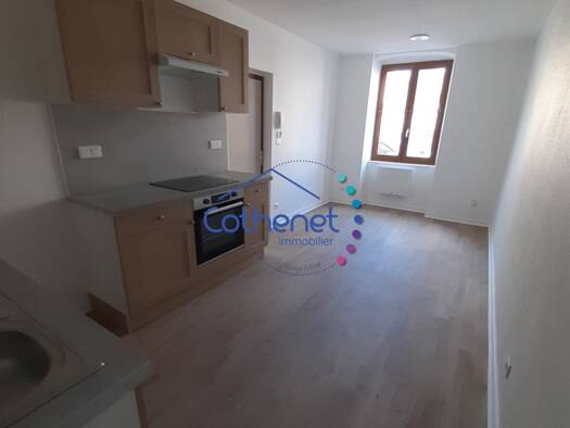 Appartement à louer 326 € 2 pièces 1 chambre 29,7 m² RDC/2 Chauffailles 71170