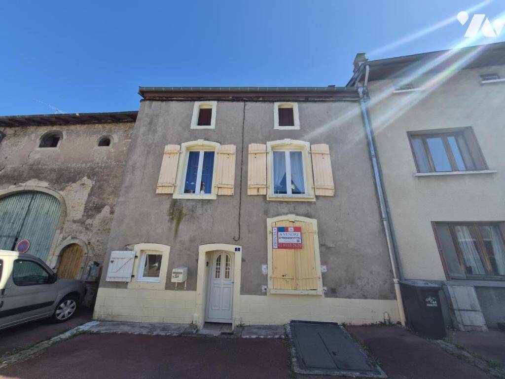 Maison 5 pièces 261 m² · à Gondreville · 261 m² · 105 000 €