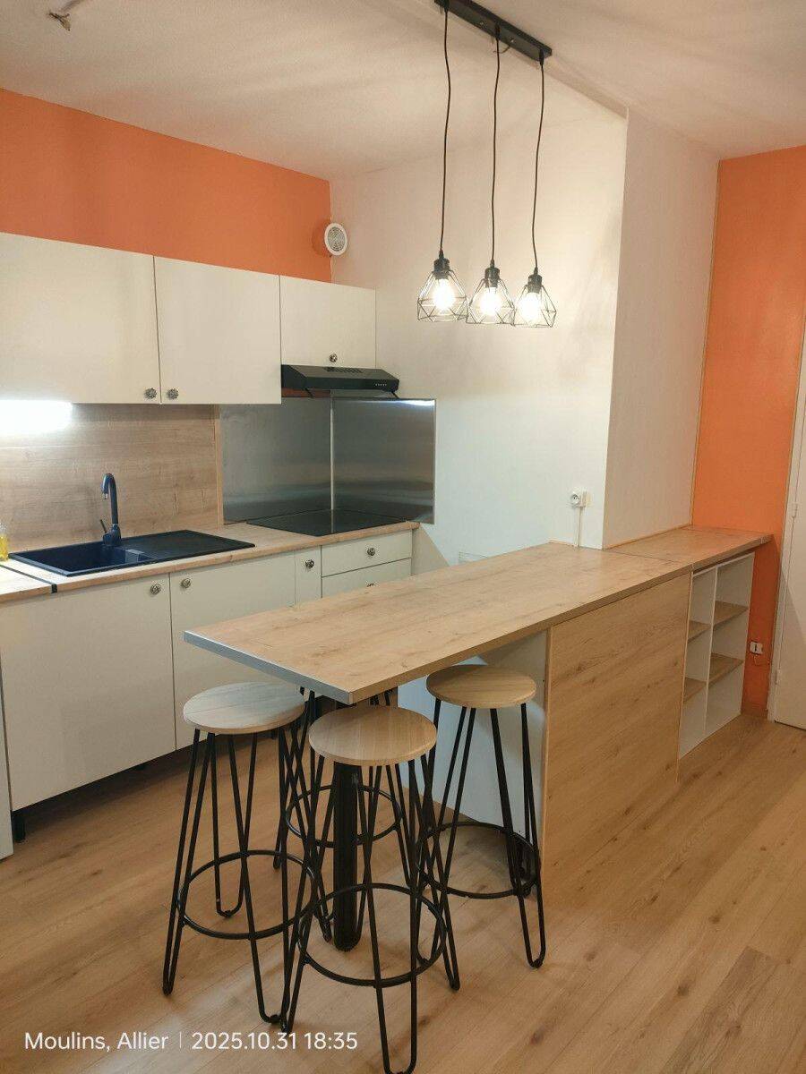 Appartement 1 pièce 35 m² · à Moulins · 35 m² · 595 €/mois