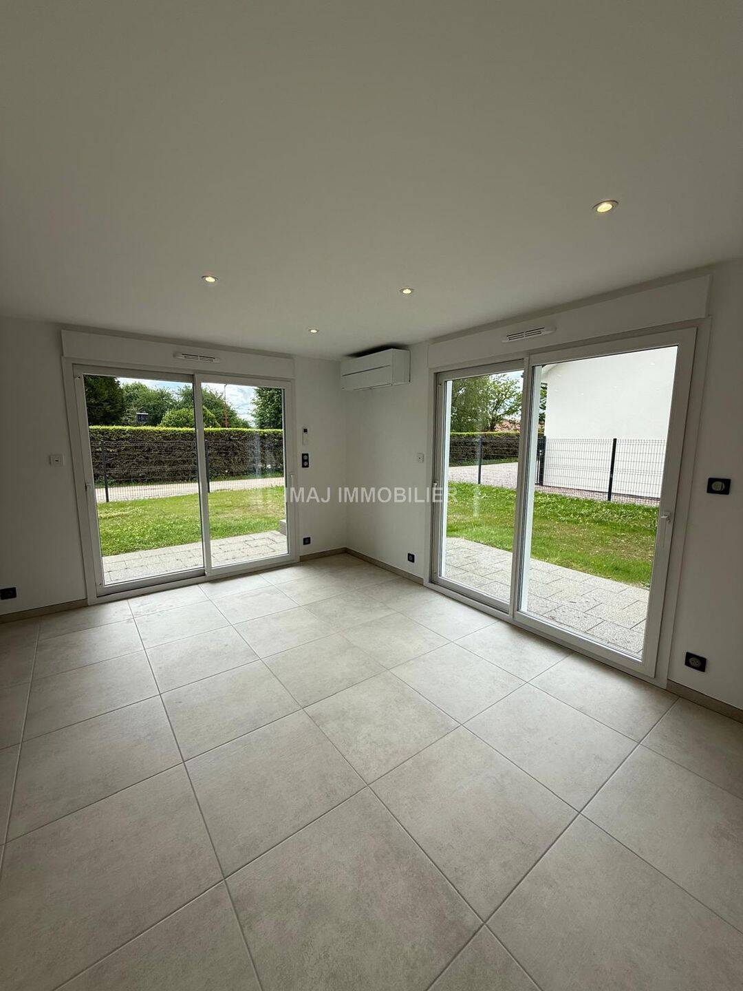 Maison 6 pièces 107 m² · à Dogneville · 106,9 m² · 1 090 €