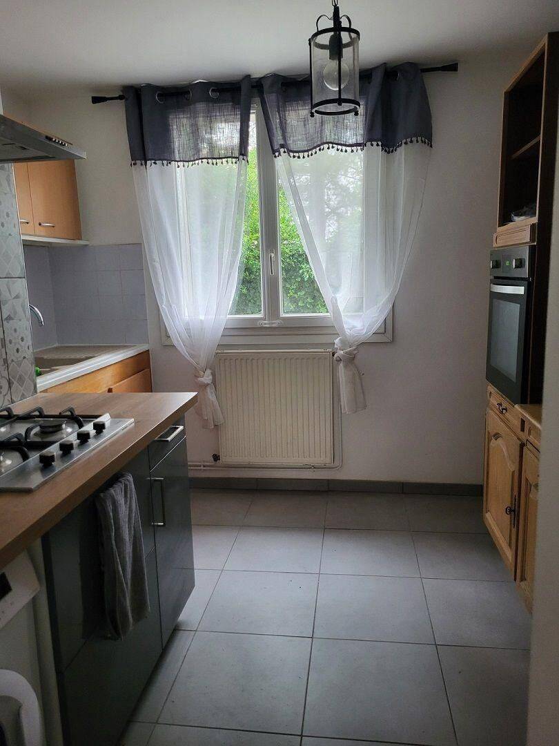 Appartement 3 pièces 50 m² · à Grenoble · 50 m² · 740 €