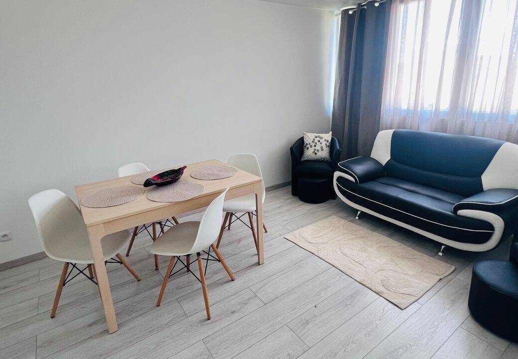 Appartement 4 pièces 67 m² · à Sainte-Foy-lès-Lyon · 67 m² · 1 200 €/mois