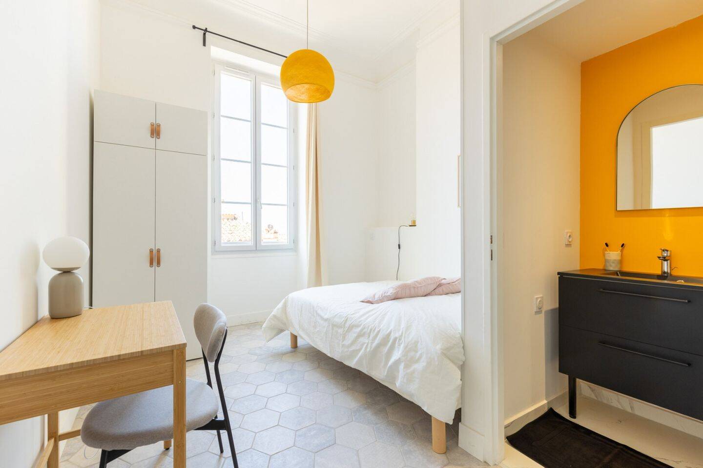1 pièce 14 m² · à Marseille 1er Arrondissement · 14 m² · 750 €