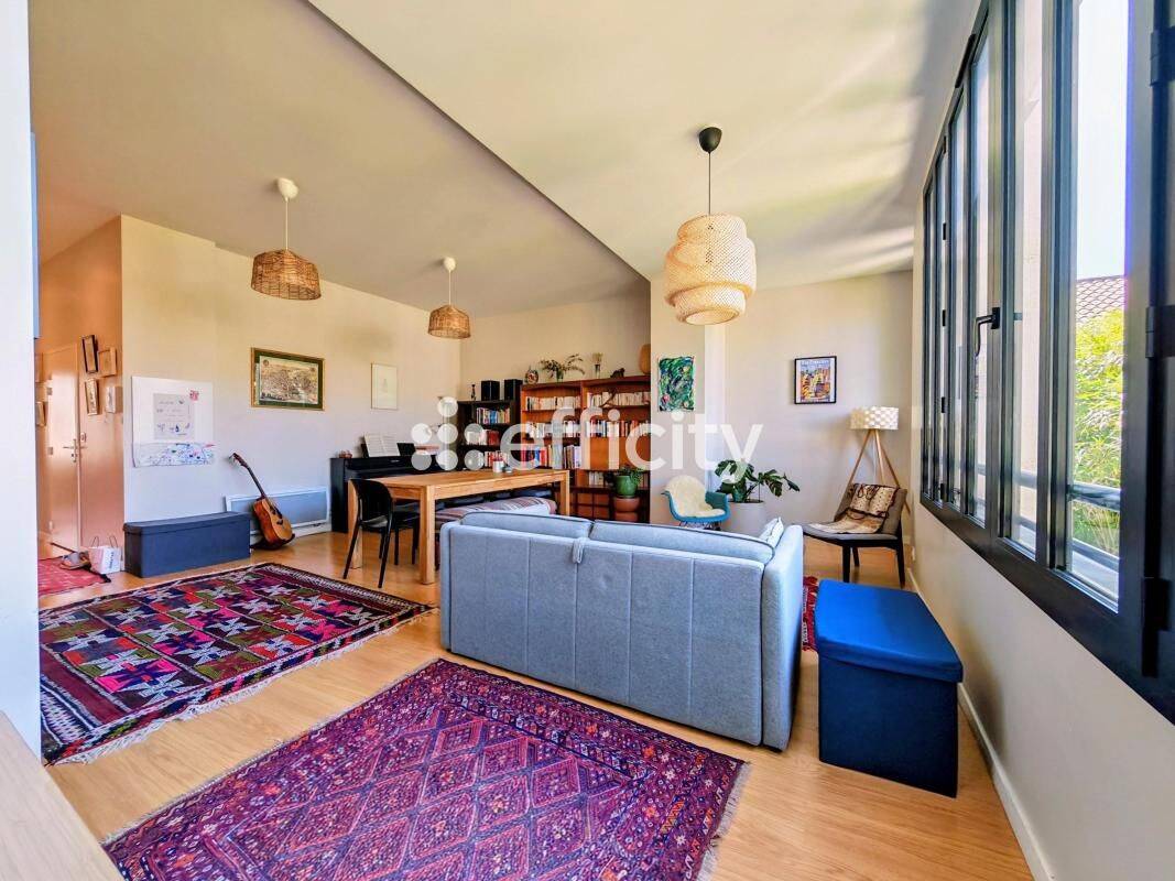 Appartement 5 pièces 110 m² · à Bordeaux · 110 m² · 570 000 €