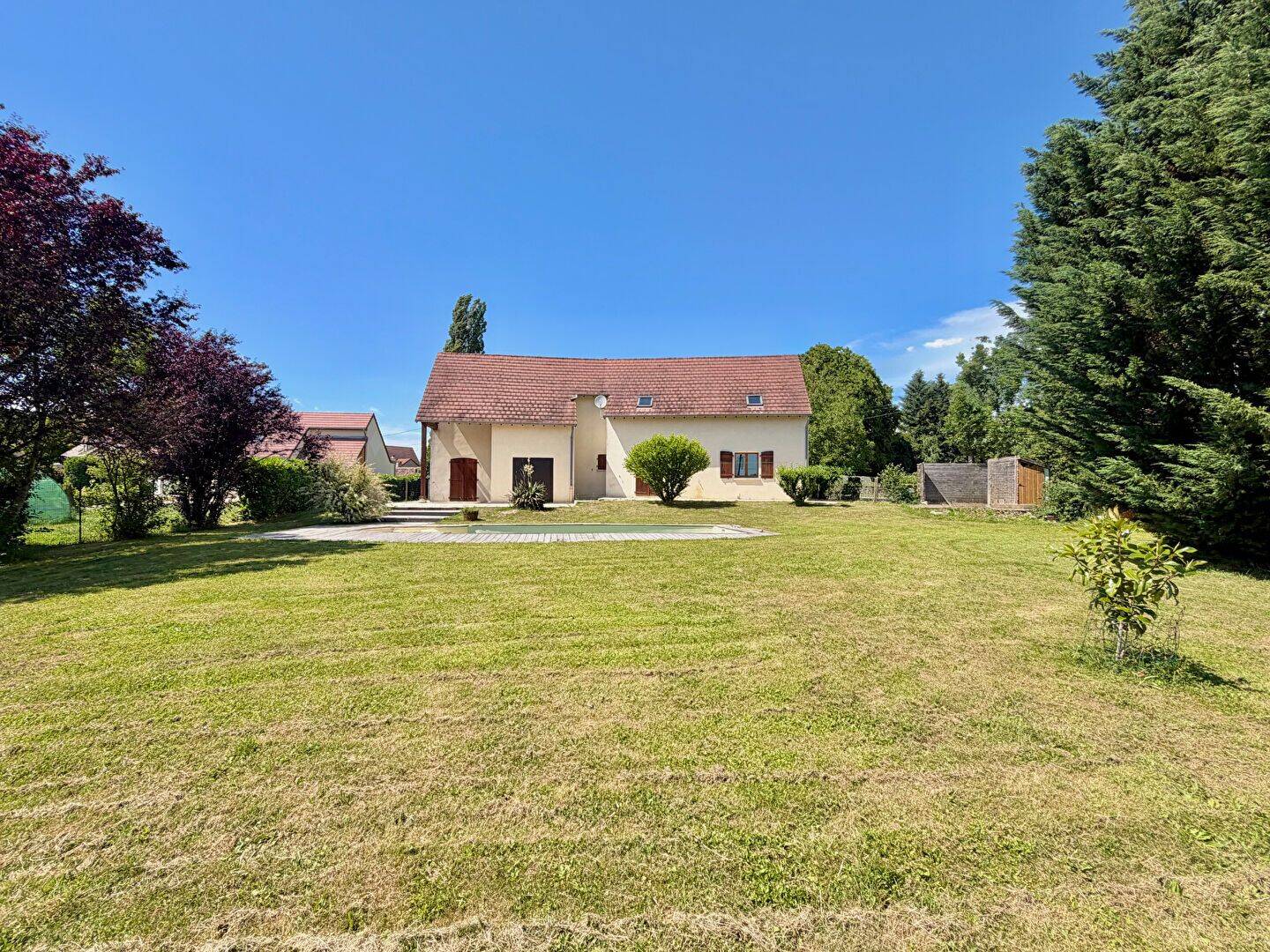 Maison 7 pièces 198 m² · à Châtenois · 198 m² · 299 000 €