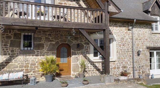 Maison 10 pièces 294 m² · à Brecé · 293,7 m² · 577 085 €