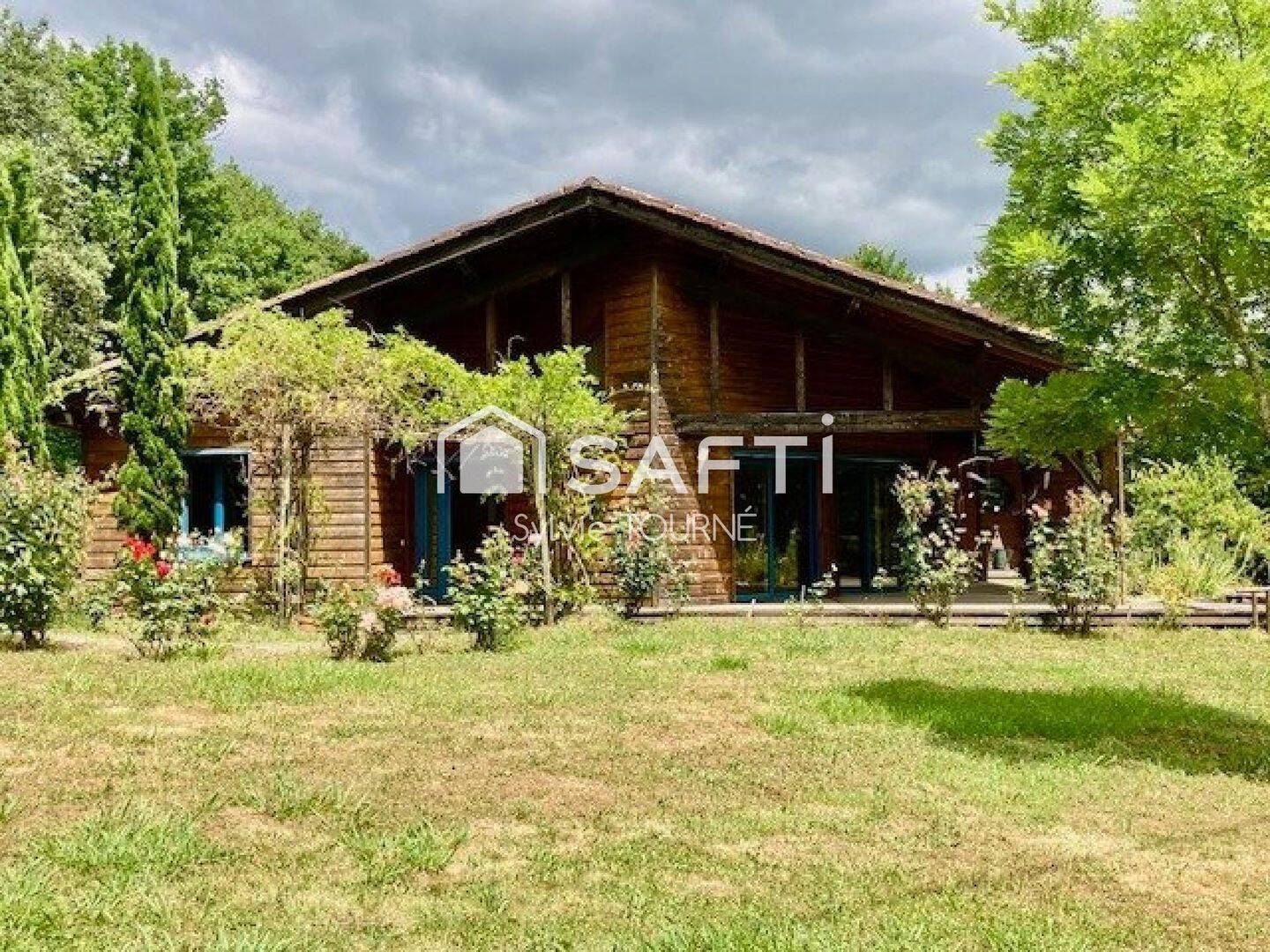 Maison 6 pièces 177 m² · à Cazaubon · 177 m² · 340 000 €