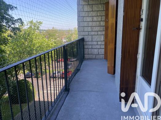 Appartement à vendre 160 000 € 4 pièces 3 chambres 70 m² Étage 2/9 La Cilof Viry-Châtillon 91170
