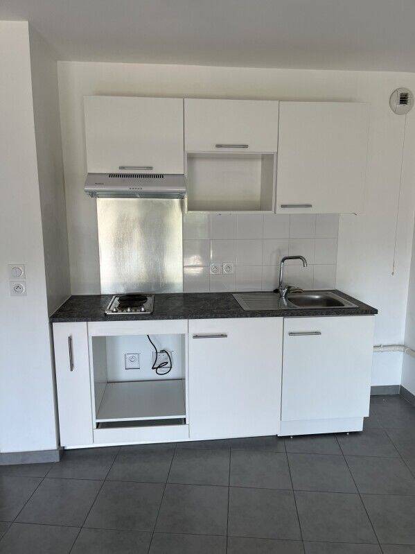 Appartement 3 pièces 61 m² · à Marseille 13ème Arrondissement · 60,9 m² · 947 €/mois