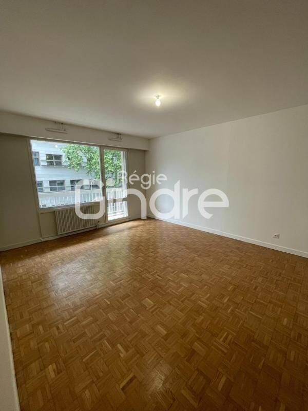 Appartement 3 pièces 75 m² · à Lyon 3ème Arrondissement · 75 m² · 1 047 €/mois