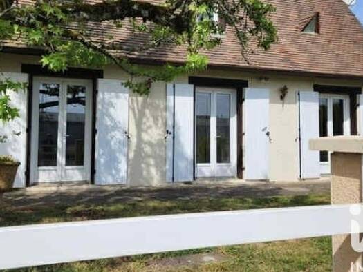 Maison de plain-pied à vendre 189 500 € 5 pièces 4 chambres 116 m² 500 m² de terrain La Catte Bergerac 24100