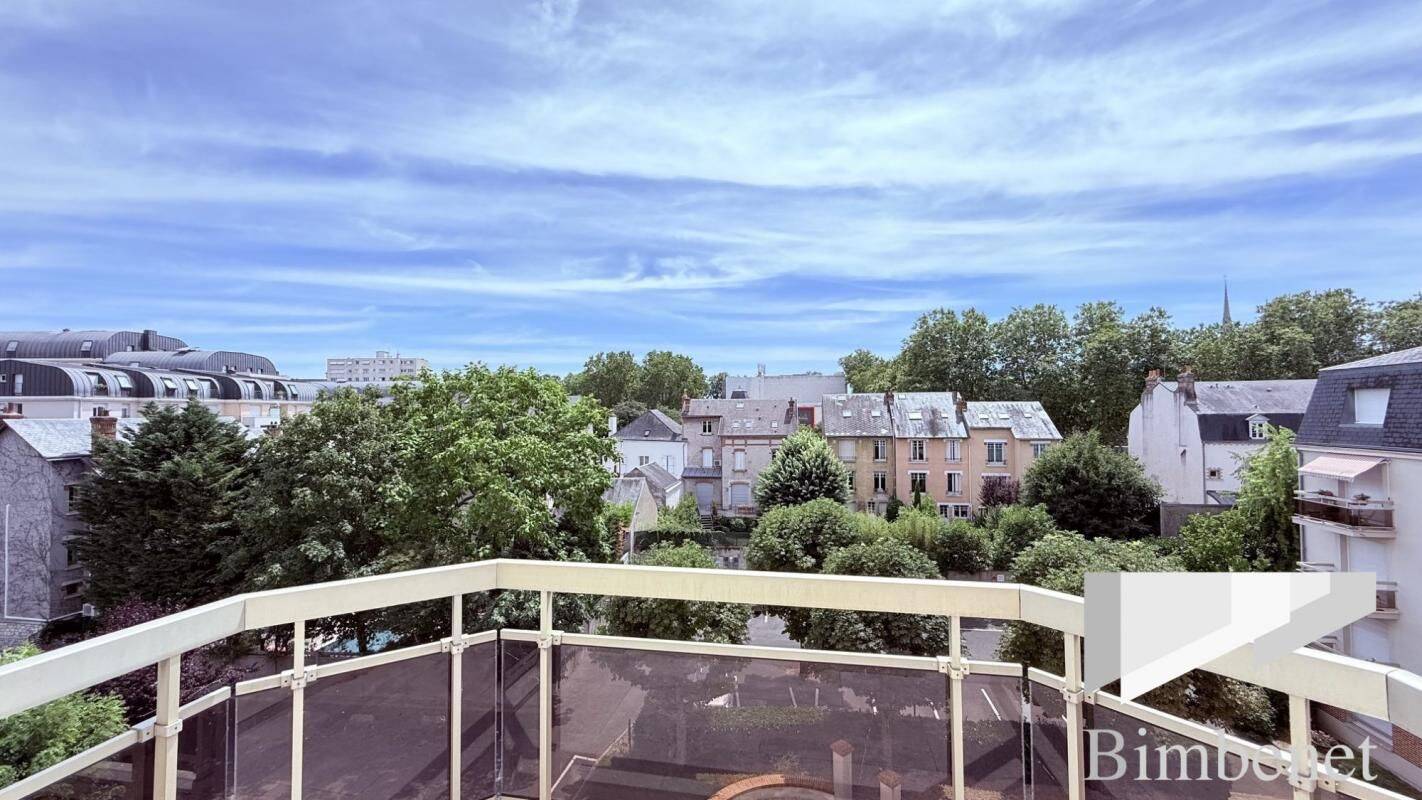 Appartement 4 pièces 92 m² · à Orléans · 92 m² · 294 000 €