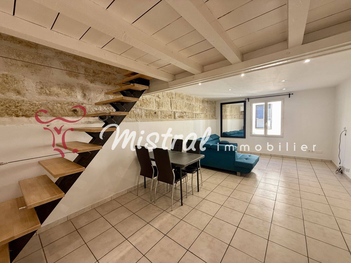 Appartement 3 pièces 69 m² · à Aigues-Mortes · 69 m² · 1 075 €