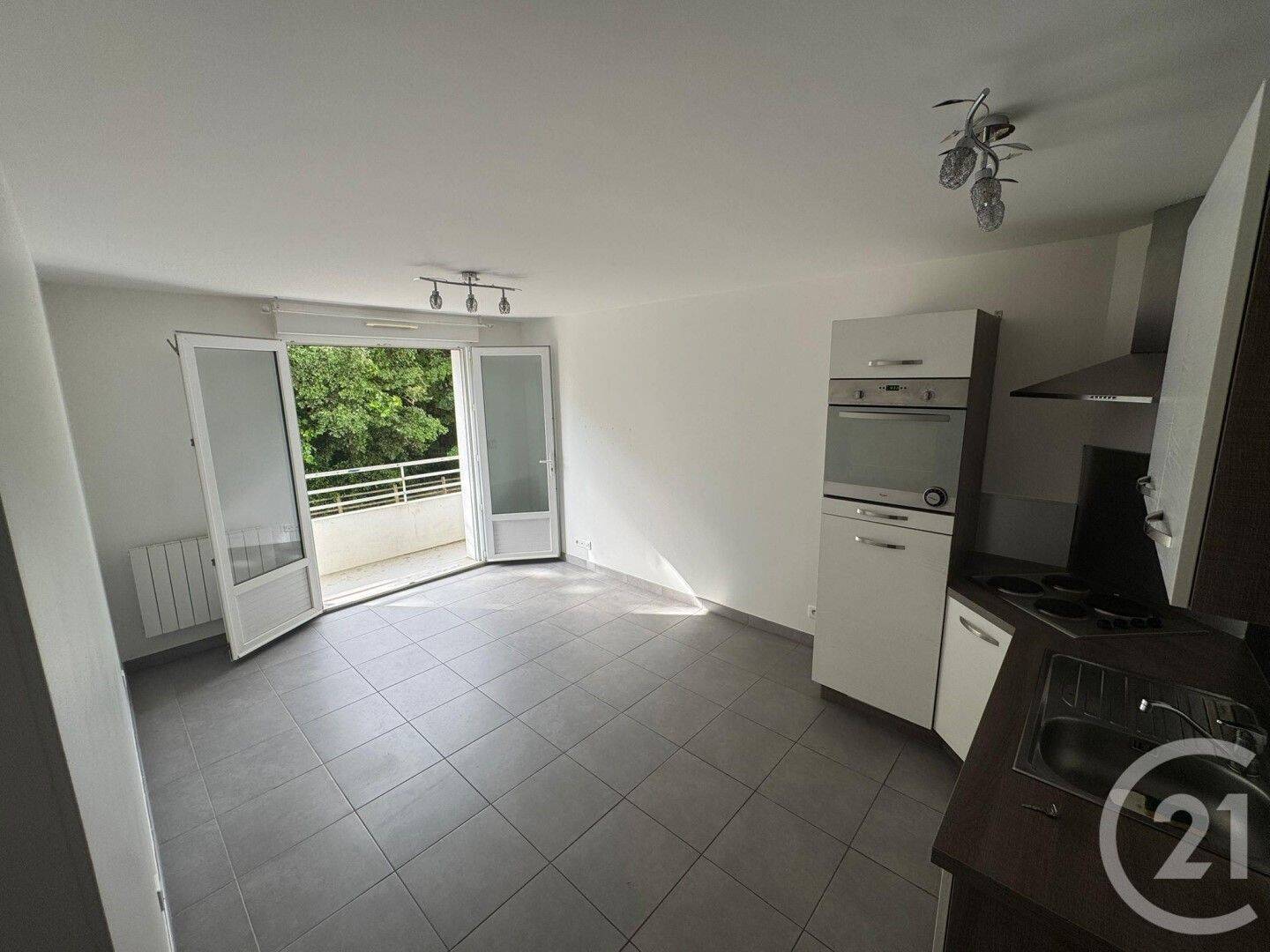 Appartement 3 pièces 47 m² · à Saint-Jean-de-Monts · 46,8 m² · 150 000 €