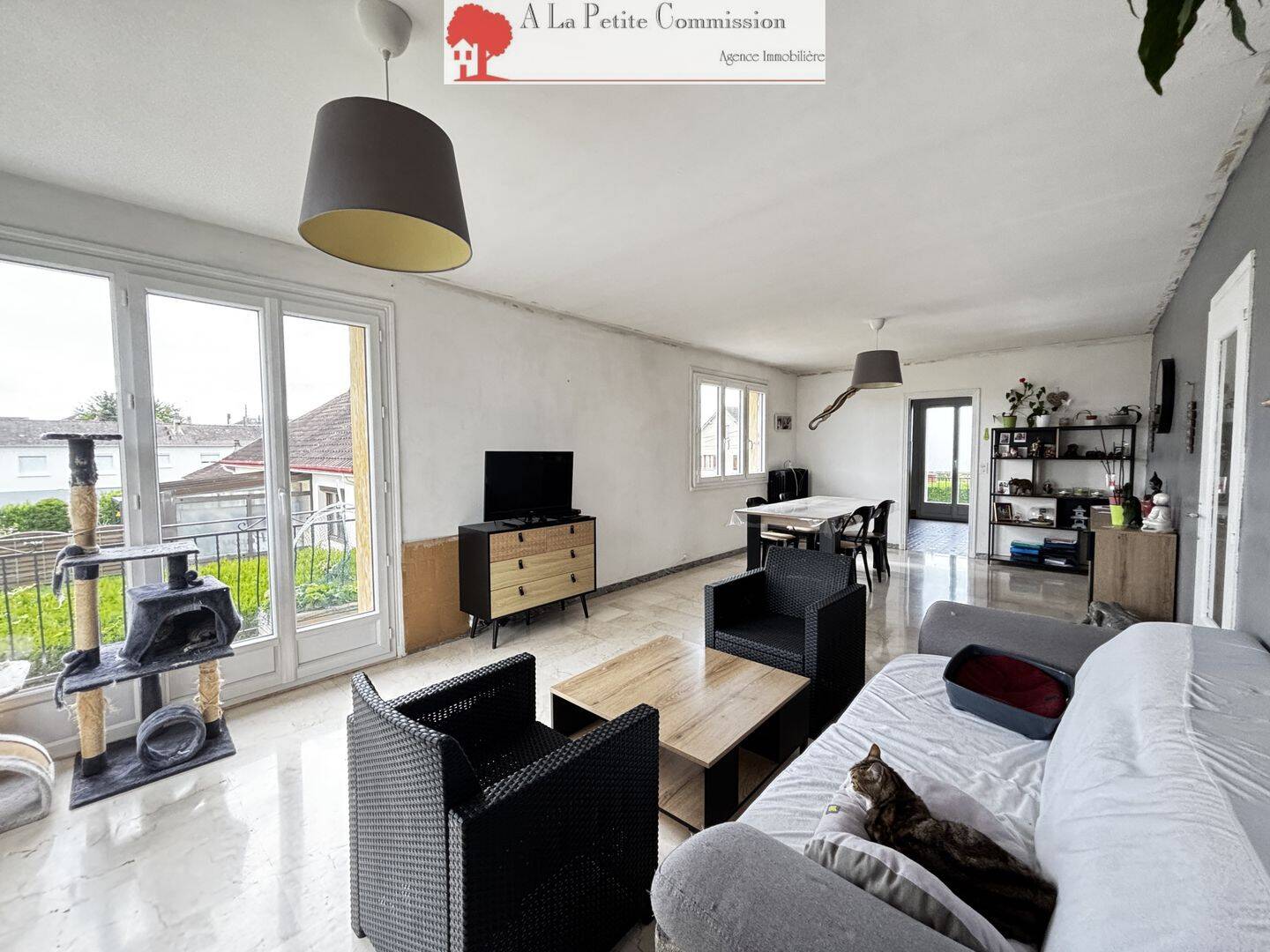 Maison 5 pièces 143 m² · à Courville-sur-Eure · 142,5 m² · 202 650 €