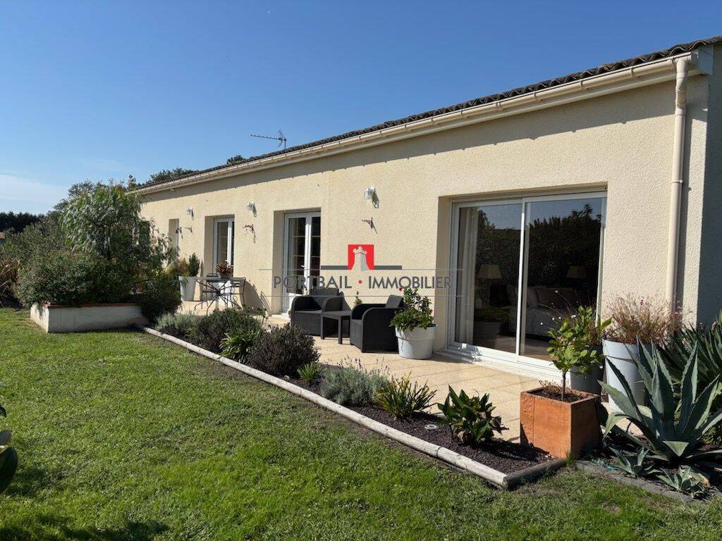 Maison 6 pièces 200 m² · à Saint-André-de-Cubzac · 200 m² · 399 000 €