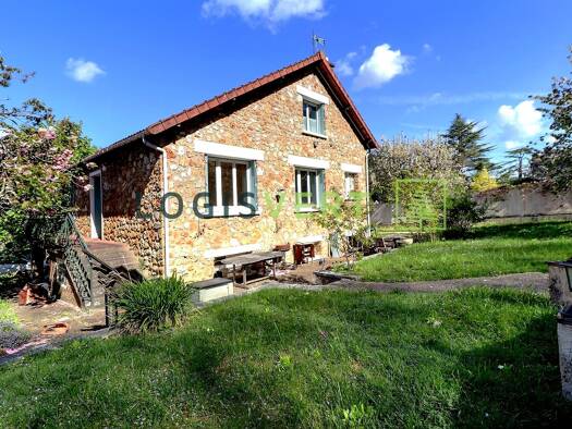 Maison à vendre 490 000 € 6 pièces 3 chambres 134 m² 955 m² de terrain Saint-Rémy-lès-Chevreuse 78470