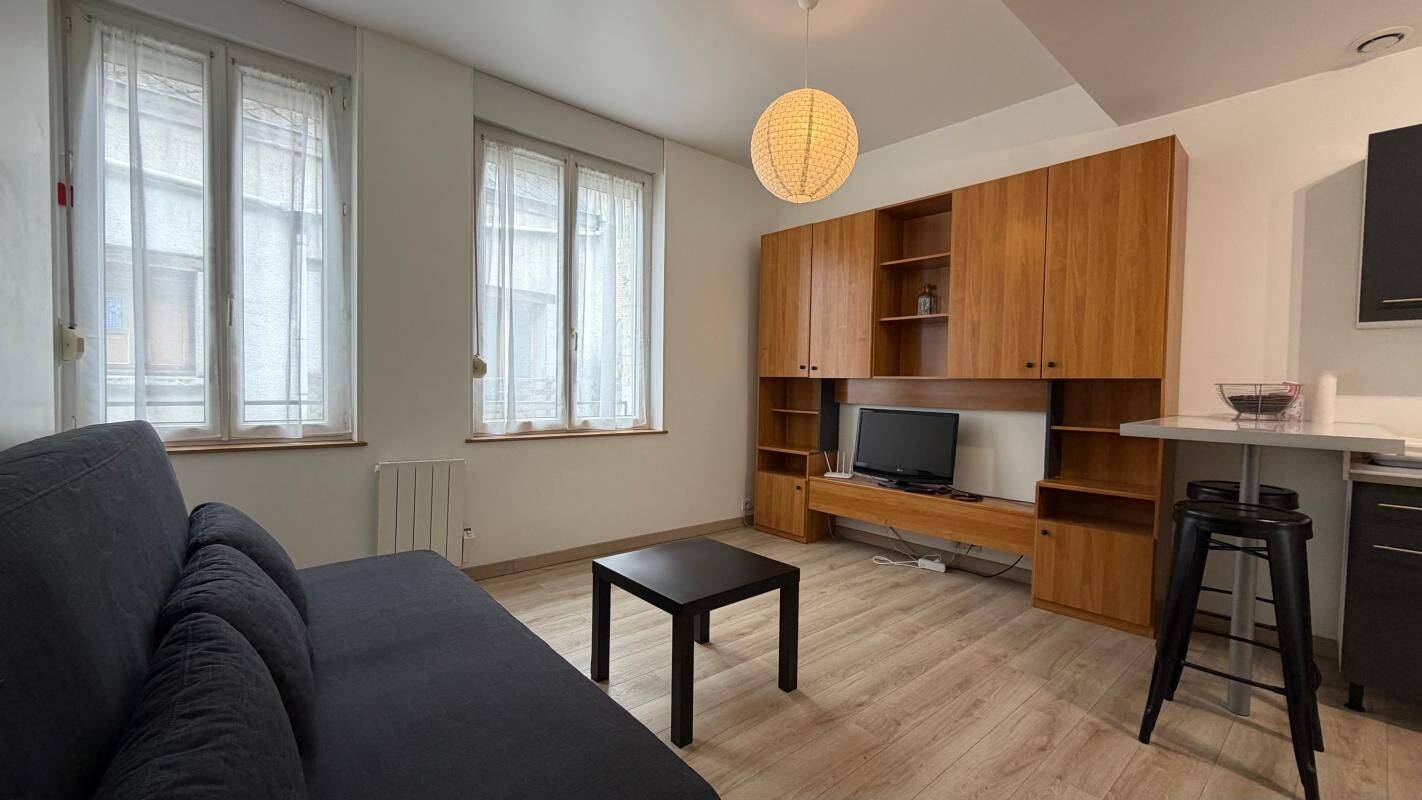Appartement 1 pièce 24 m² · à Valenciennes · 24 m² · 495 €