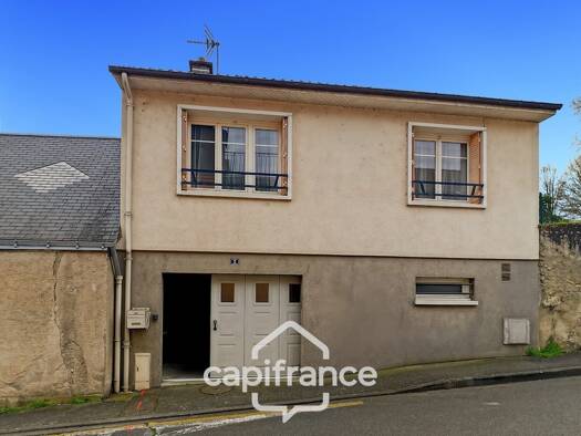Maison à vendre 66 600 € 4 pièces 2 chambres 93 m² 84 m² de terrain Bessé-sur-Braye 72310
