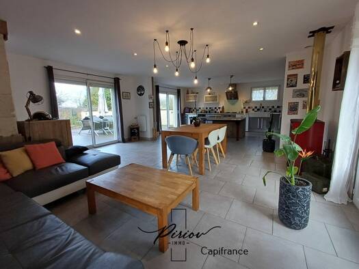 Maison à vendre 219 500 € 5 pièces 3 chambres 119 m² 1 489 m² de terrain Tuffalun 49700