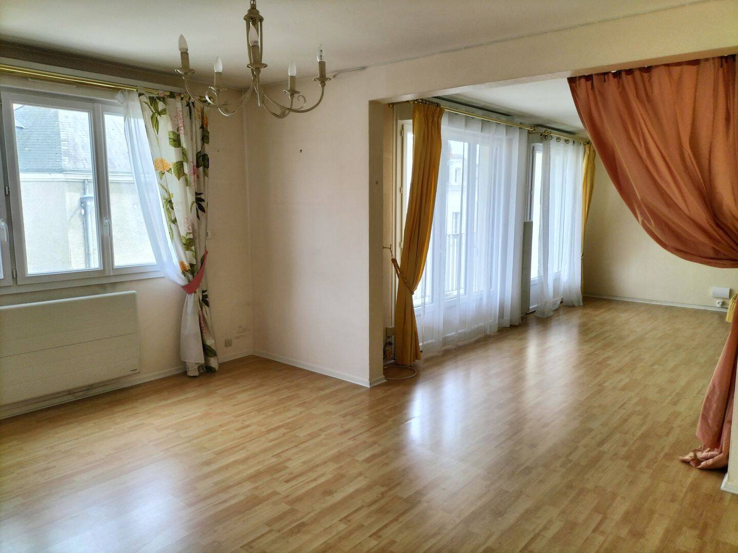 Appartement 3 pièces 80 m² · à Laval · 80 m² · 660 €/mois