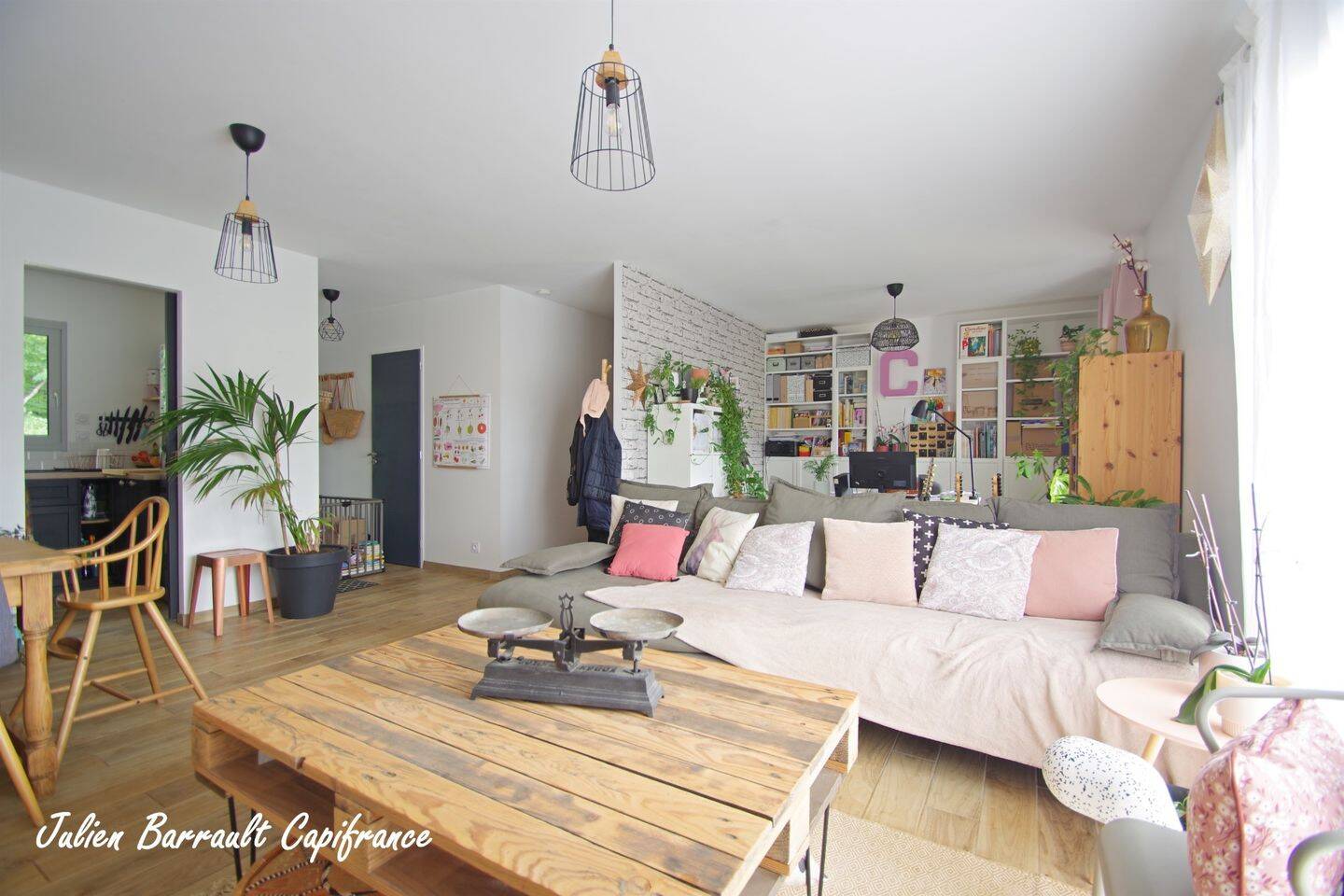 Maison 4 pièces 82 m² · à Saint-Julien-l'Ars · 82 m² · 199 500 €