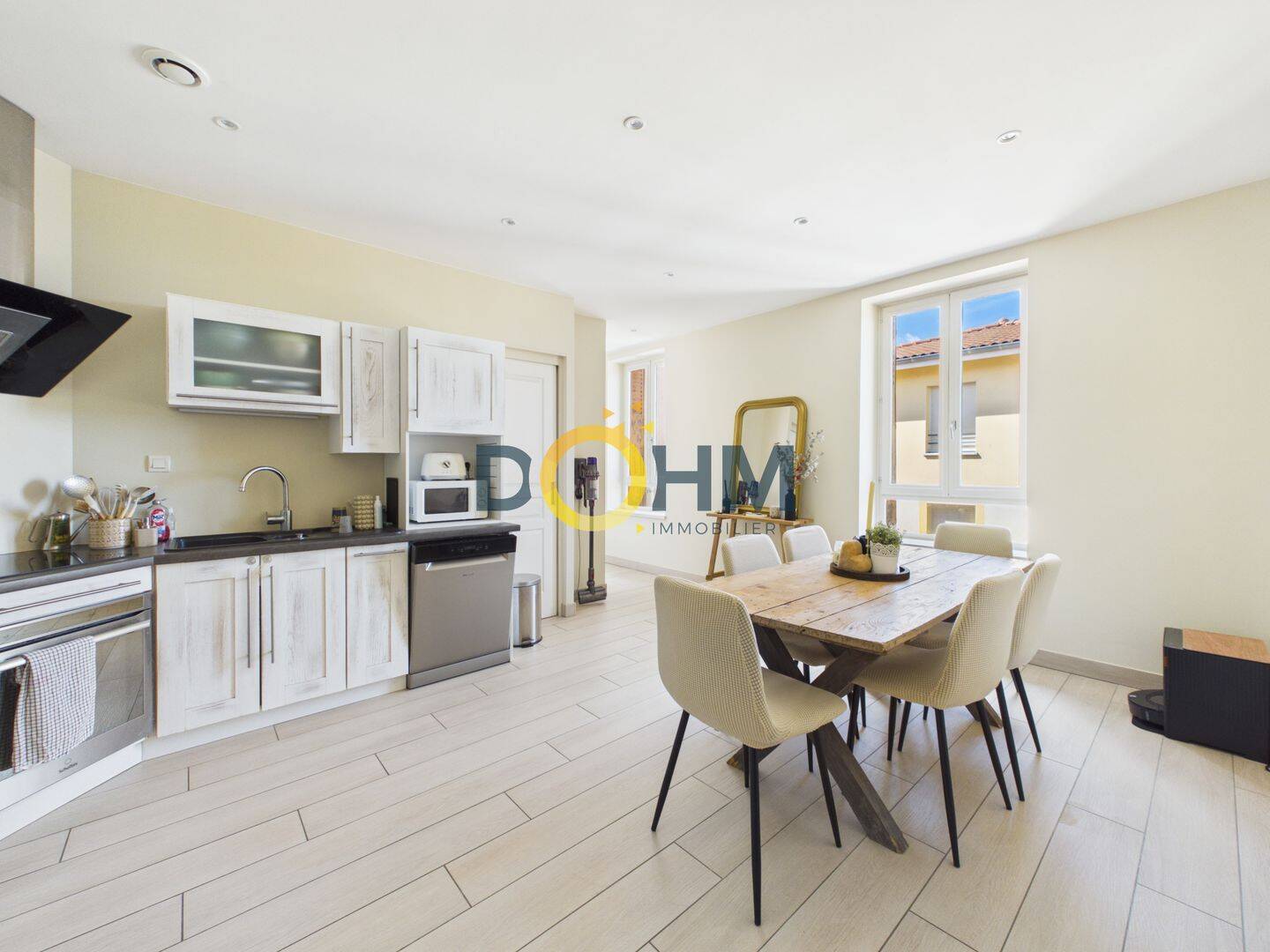 Appartement 4 pièces 93 m² · à Montrond-les-Bains · 92,9 m² · 189 000 €