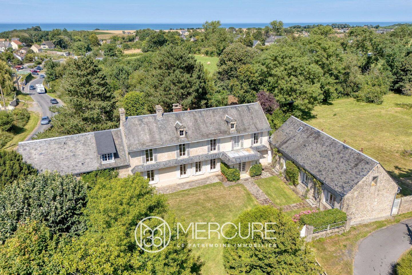 Maison 10 pièces 270 m² · à Bayeux · 270 m² · 750 000 €