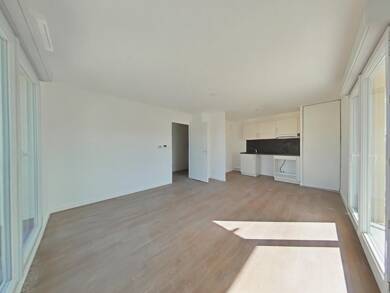 Appartement à louer 658 € 2 pièces 1 chambre 43 m² 2ème étage Montbazon 37250