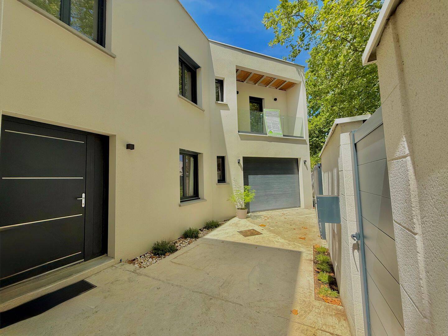 Maison 7 pièces 125 m² · à Lyon 8ème Arrondissement · 125 m² · 819 000 €