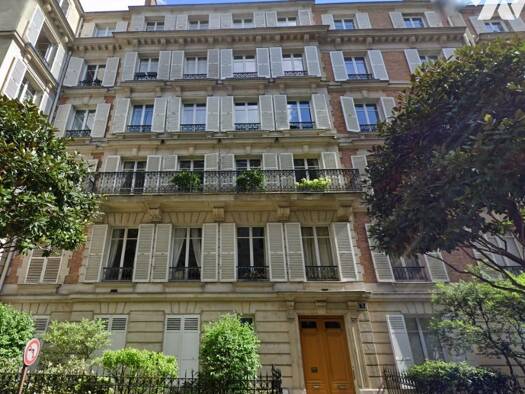 Appartement à vendre 735 000 € 5 pièces 3 chambres 136 m² Étage 5/6 Neuilly-sur-Seine 92200