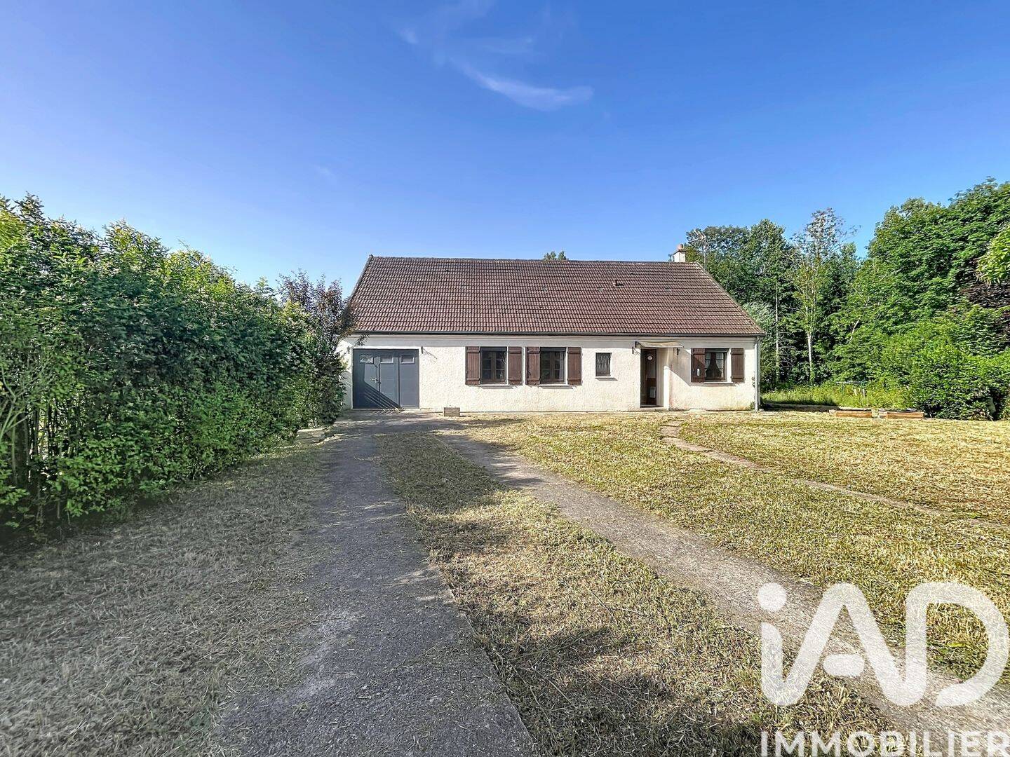 Maison 5 pièces 98 m² · à Ladon · 98 m² · 139 000 €