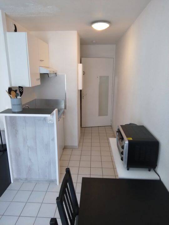 Appartement 1 pièce 18 m² · à Grenoble · 18 m² · 420 €