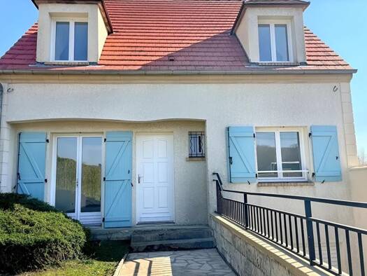 Maison à vendre 270 000 € 6 pièces 3 chambres 92 m² 529 m² de terrain Nacre Méru 60110