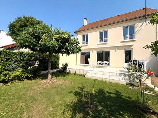 Maison à vendre 799 000 € 7 pièces 4 chambres 141 m² 300 m² de terrain Les Metz-Pont Colbert Jouy-en-Josas 78350