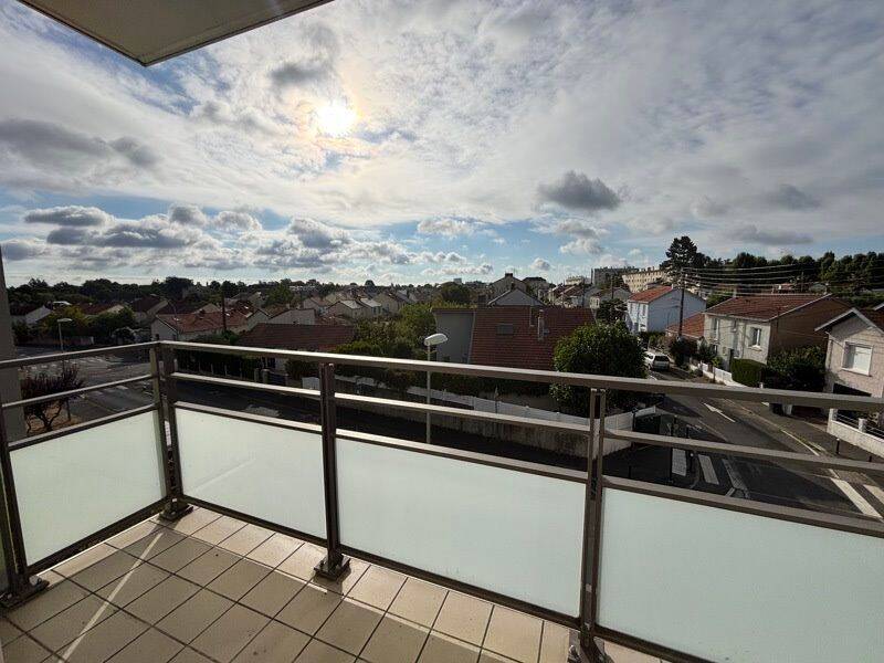Appartement 4 pièces 76 m² · à Orvault · 76 m² · 950 €