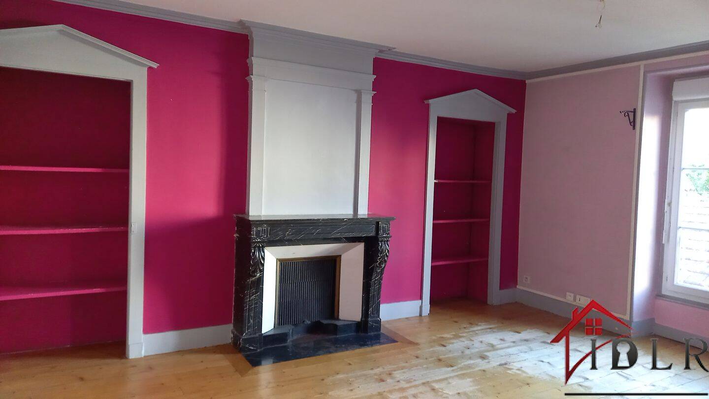Appartement 10 pièces 231 m² · à Lons-le-Saunier · 231 m² · 192 000 €