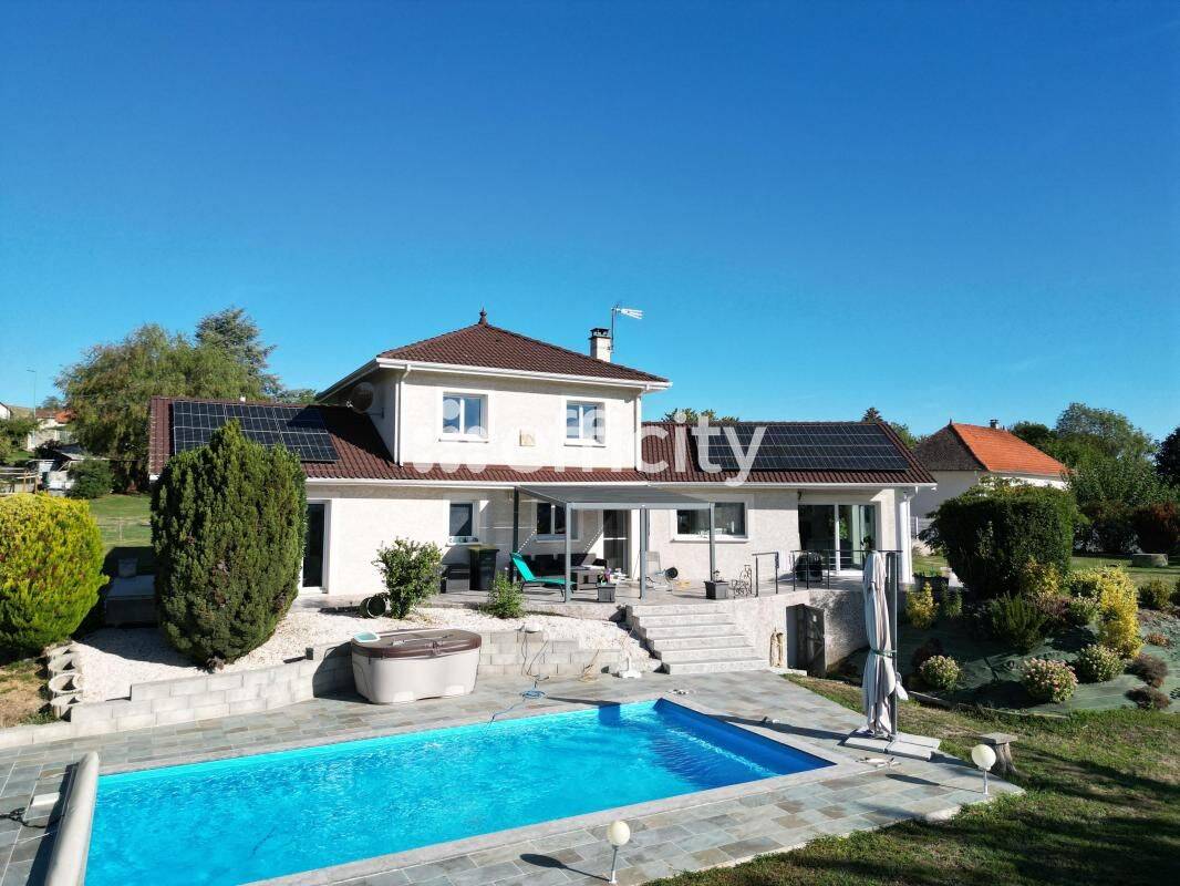 Maison 5 pièces 153 m² · à Val-de-Virieu · 153 m² · 449 000 €