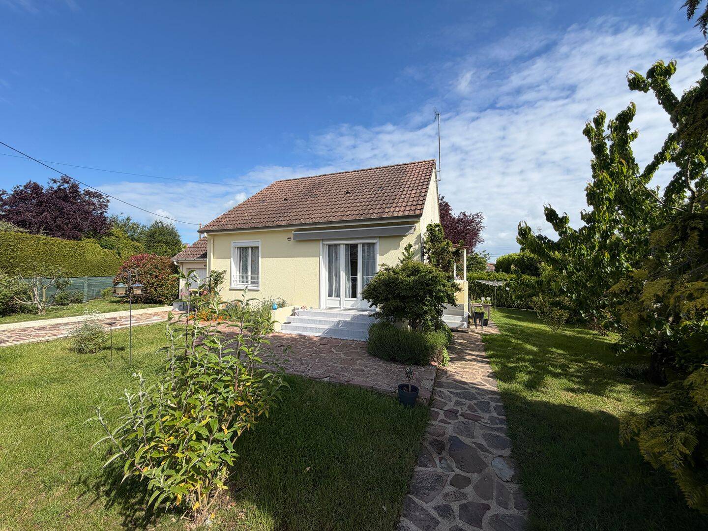 Maison 3 pièces 57 m² · à Maintenon · 57,3 m² · 199 000 €