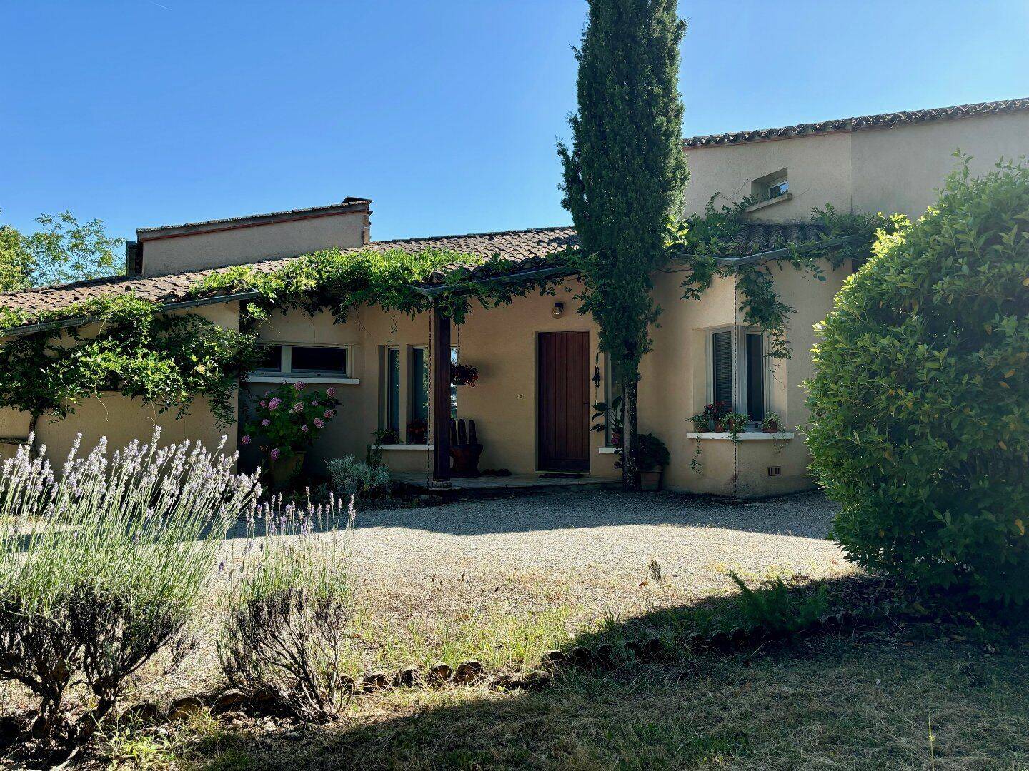 Maison 6 pièces 157 m² · à Cahors · 157 m² · 320 000 €
