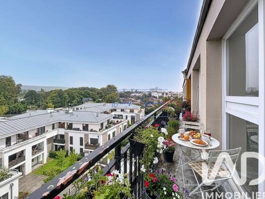 Appartement à vendre 230 000 € 4 pièces 2 chambres 74 m² Étage 5/5 L'Orangerie-Centre Ville Eaubonne 95600