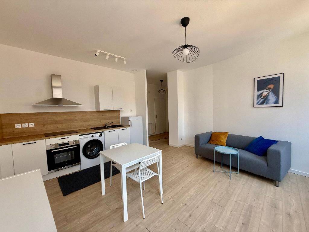 Appartement 2 pièces 36 m² · à Saint-Étienne · 36 m² · 660 €