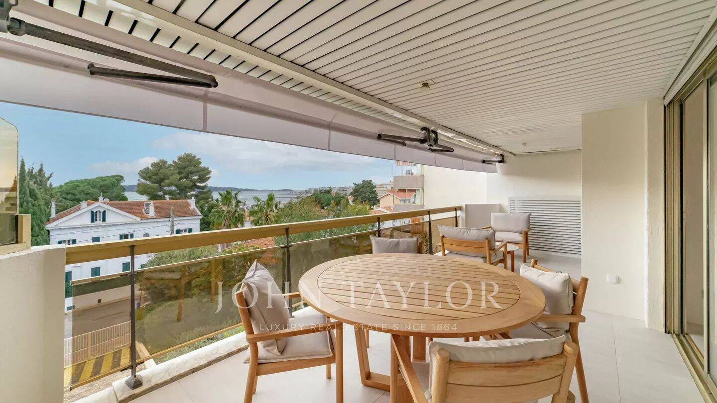 Appartement 4 pièces 100 m² · à Cannes · 100 m² · 1 850 000 €