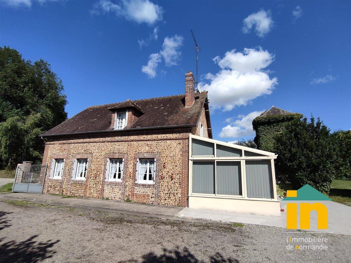 Maison 6 pièces 128 m² · à L'Aigle · 128 m² · 222 000 €