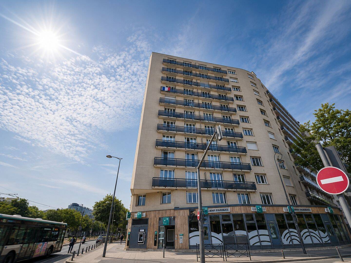 Appartement 3 pièces 59 m² · à La Garenne-Colombes · 58,7 m² · 1 800 €