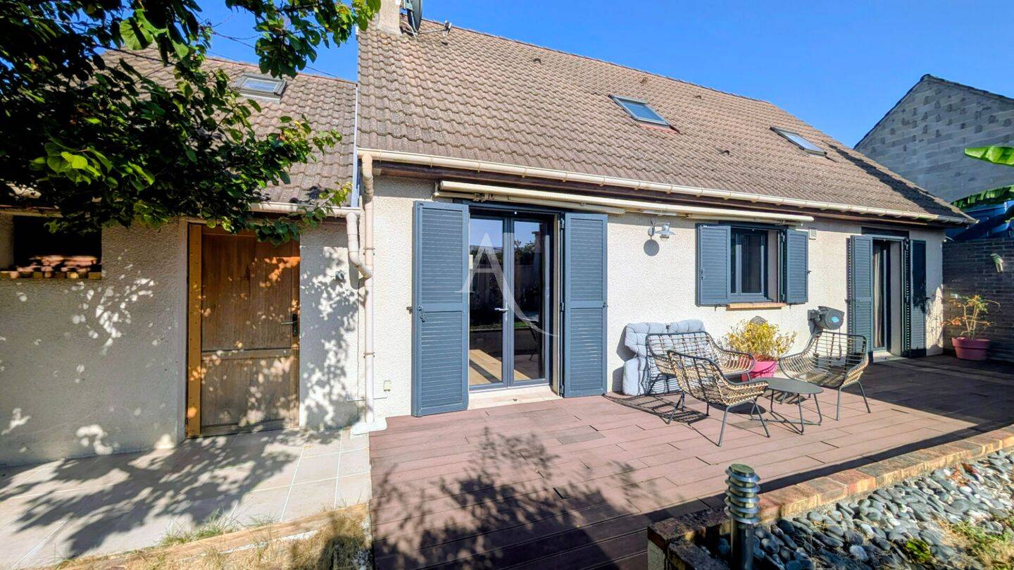Maison 5 pièces 105 m² · à Noisy-le-Grand · 105,1 m² · 2 300 €