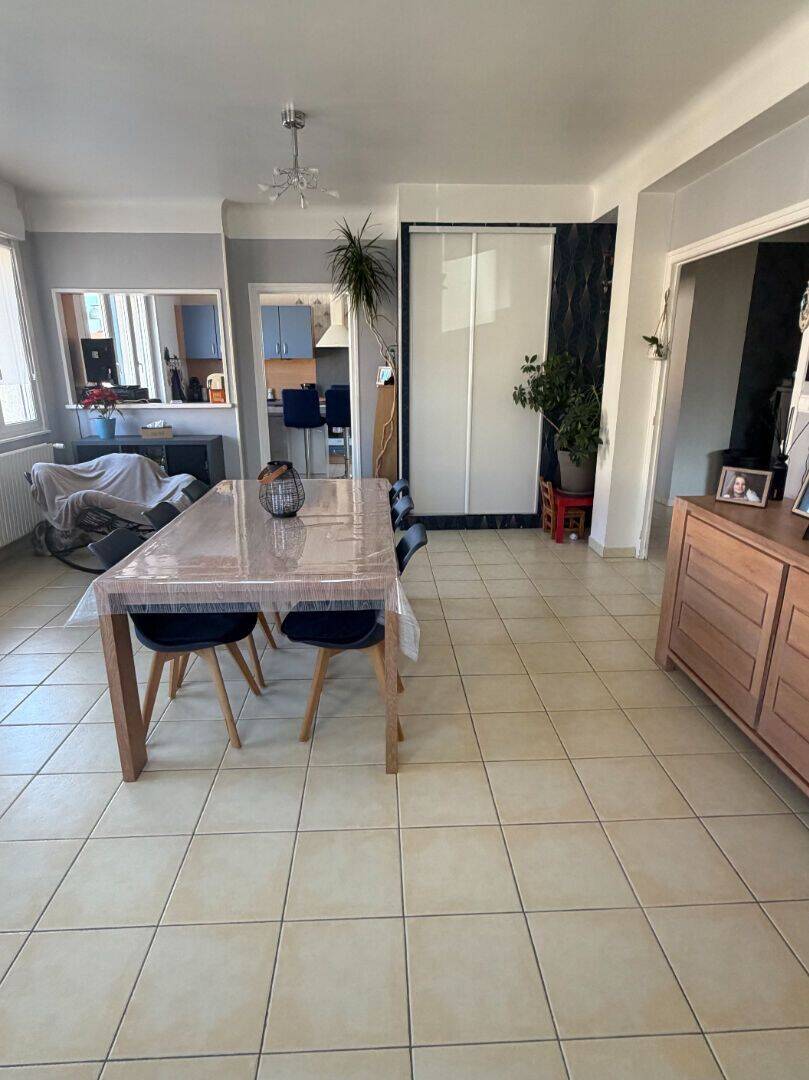 Maison 10 pièces 220 m² · à Ochey · 220 m² · 299 000 €