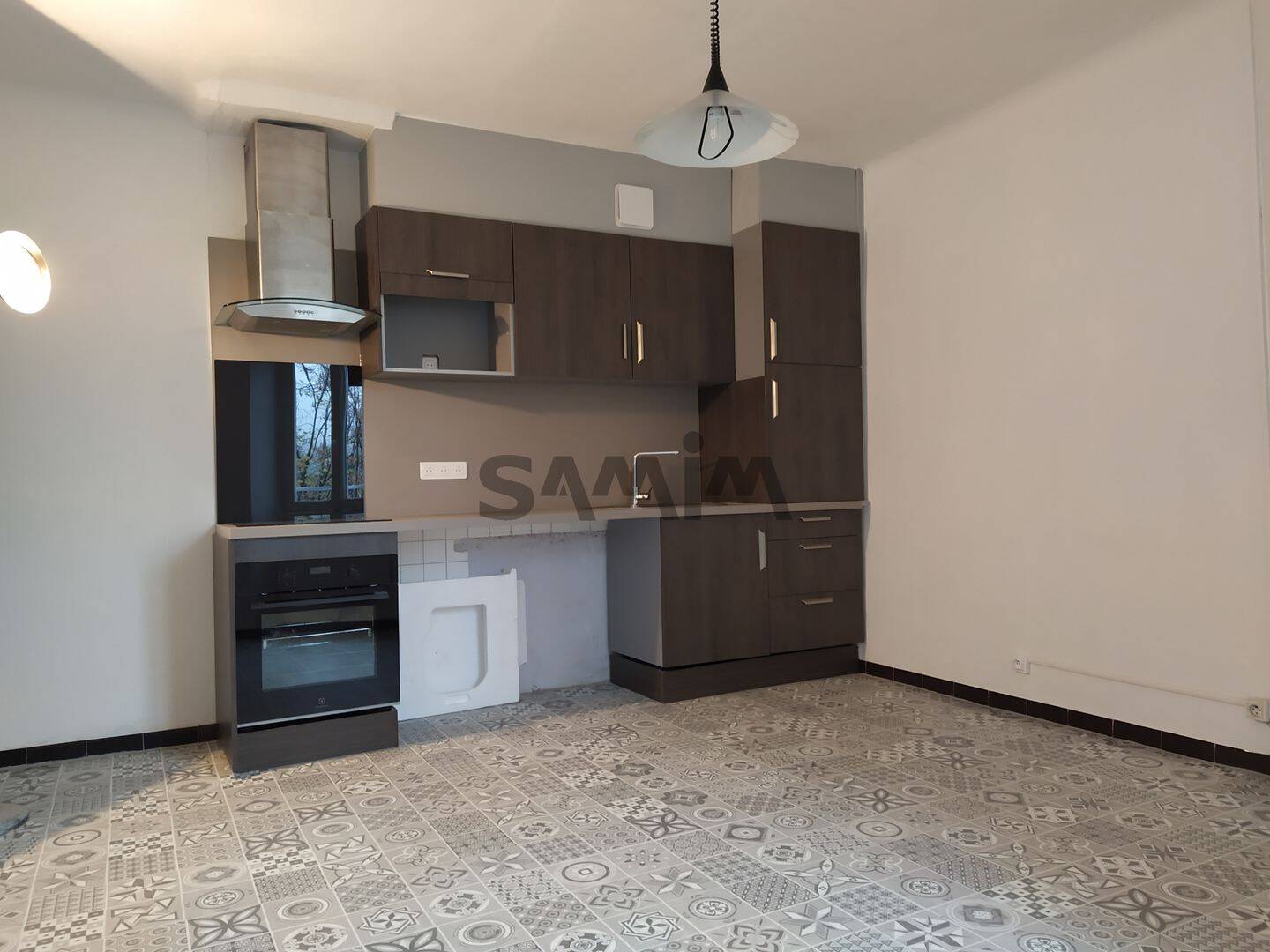 Appartement 3 pièces 75 m² · à Saint-Hippolyte-du-Fort · 75 m² · 580 €/mois