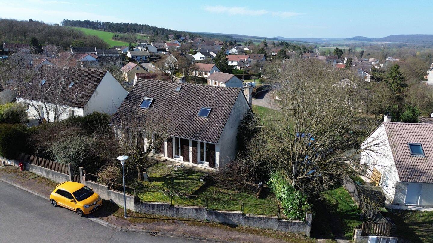 Maison 9 pièces 151 m² · à Is-sur-Tille · 151 m² · 249 000 €